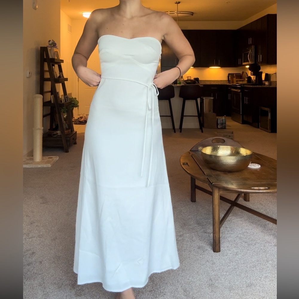 White strapless dress